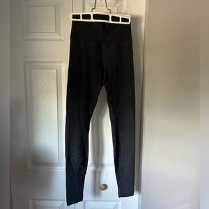 Lululemon Wunder Train 28" leggings